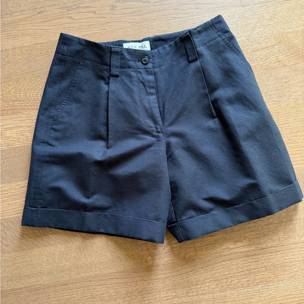 Alex Mill Black Pleated Cuffed Tailored Shorts